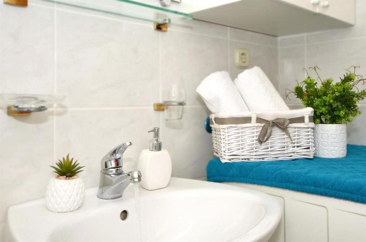 Apartments Sandy ロゴズニッツァ エクステリア 写真