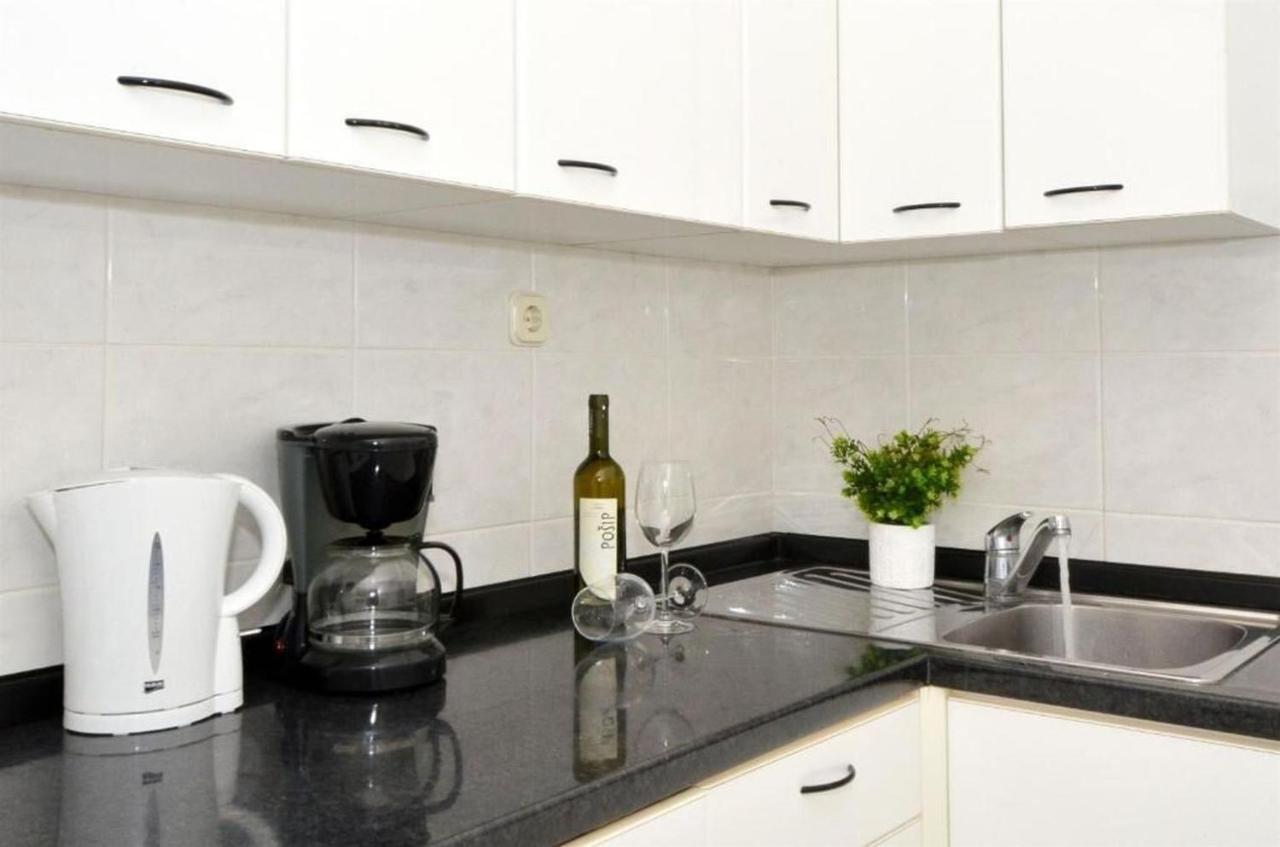 Apartments Sandy ロゴズニッツァ エクステリア 写真