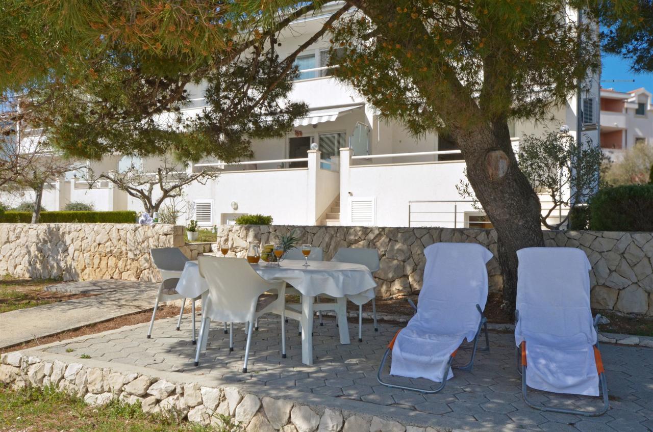 Apartments Sandy ロゴズニッツァ エクステリア 写真